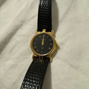 Gucci 3400L watch